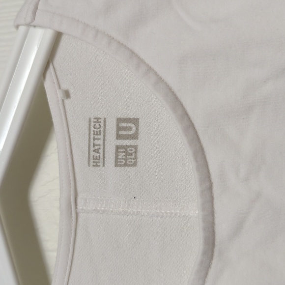 Lilac Uniqlo heat tech crew long sleeve - Picture 2 of 5